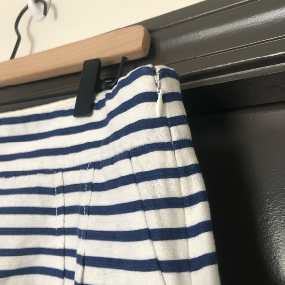 J. Crew Factory white and royal blue cobalt blue cotton/linen dress shorts - Picture 4 of 11